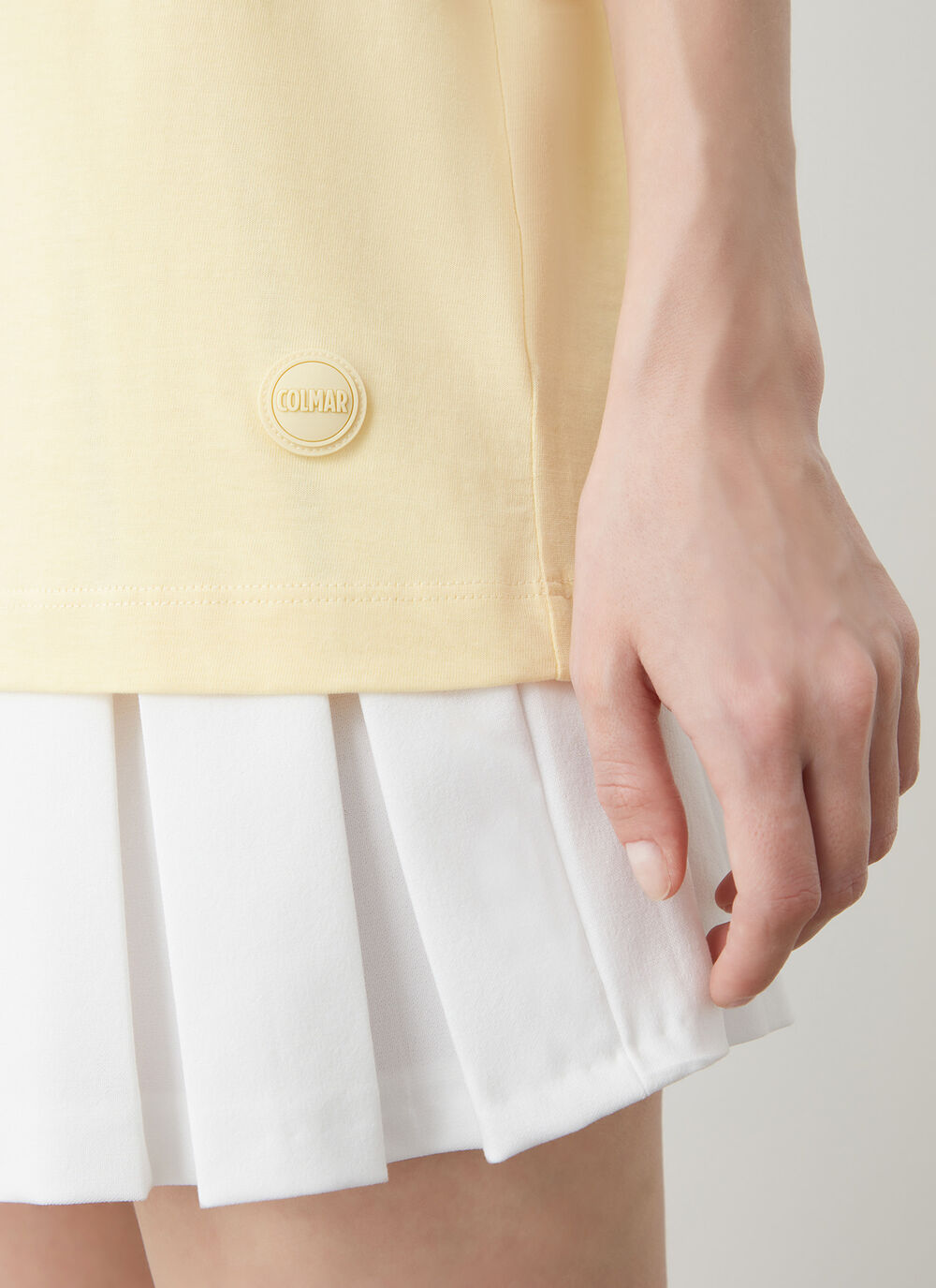 Solid colour t-shirt image number 2