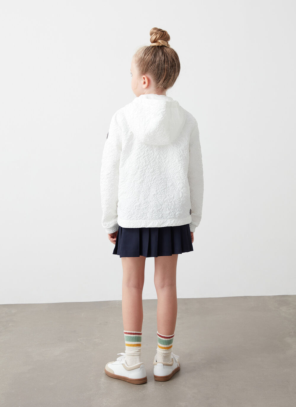 Jacket with coral texture image number 3