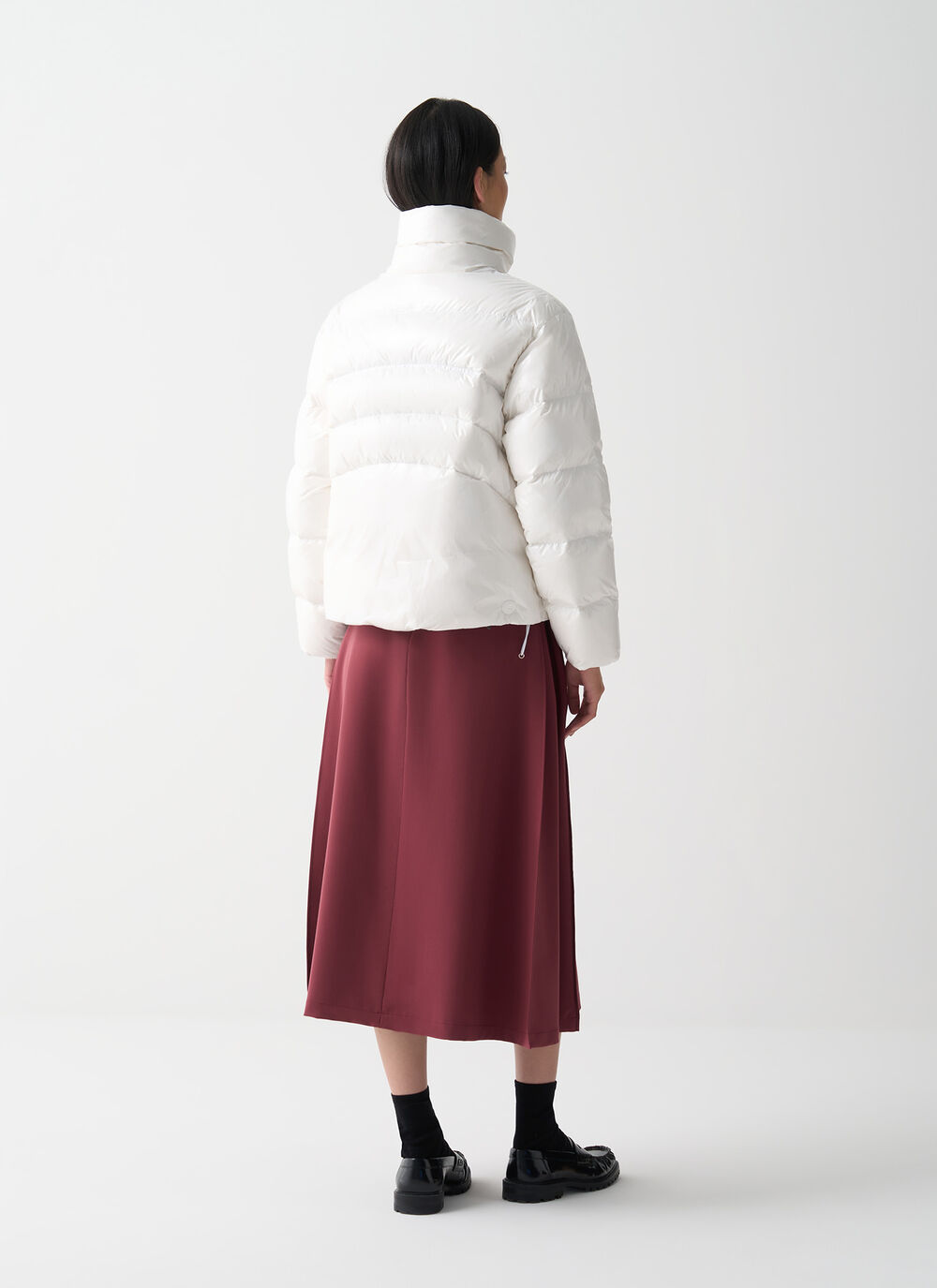 Piumino glossy con collo alto image number 3