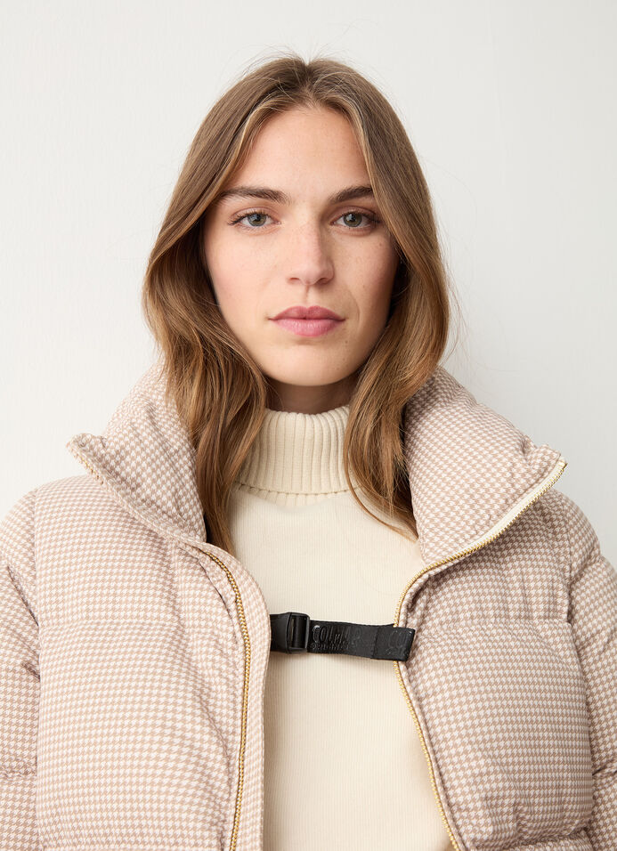 Houndstooth-print down jacket with high collar image number 2