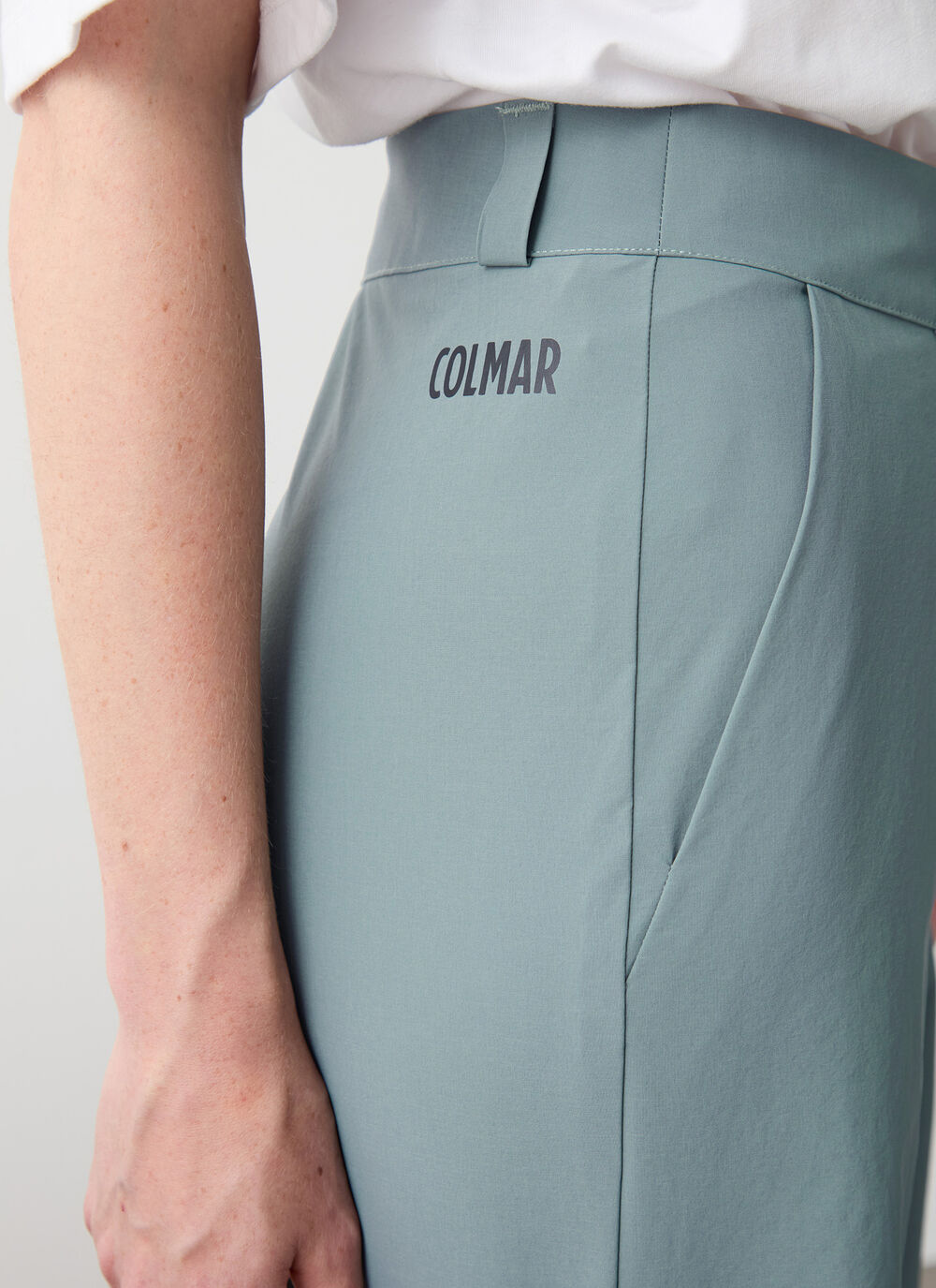 Technical shorts image number 1