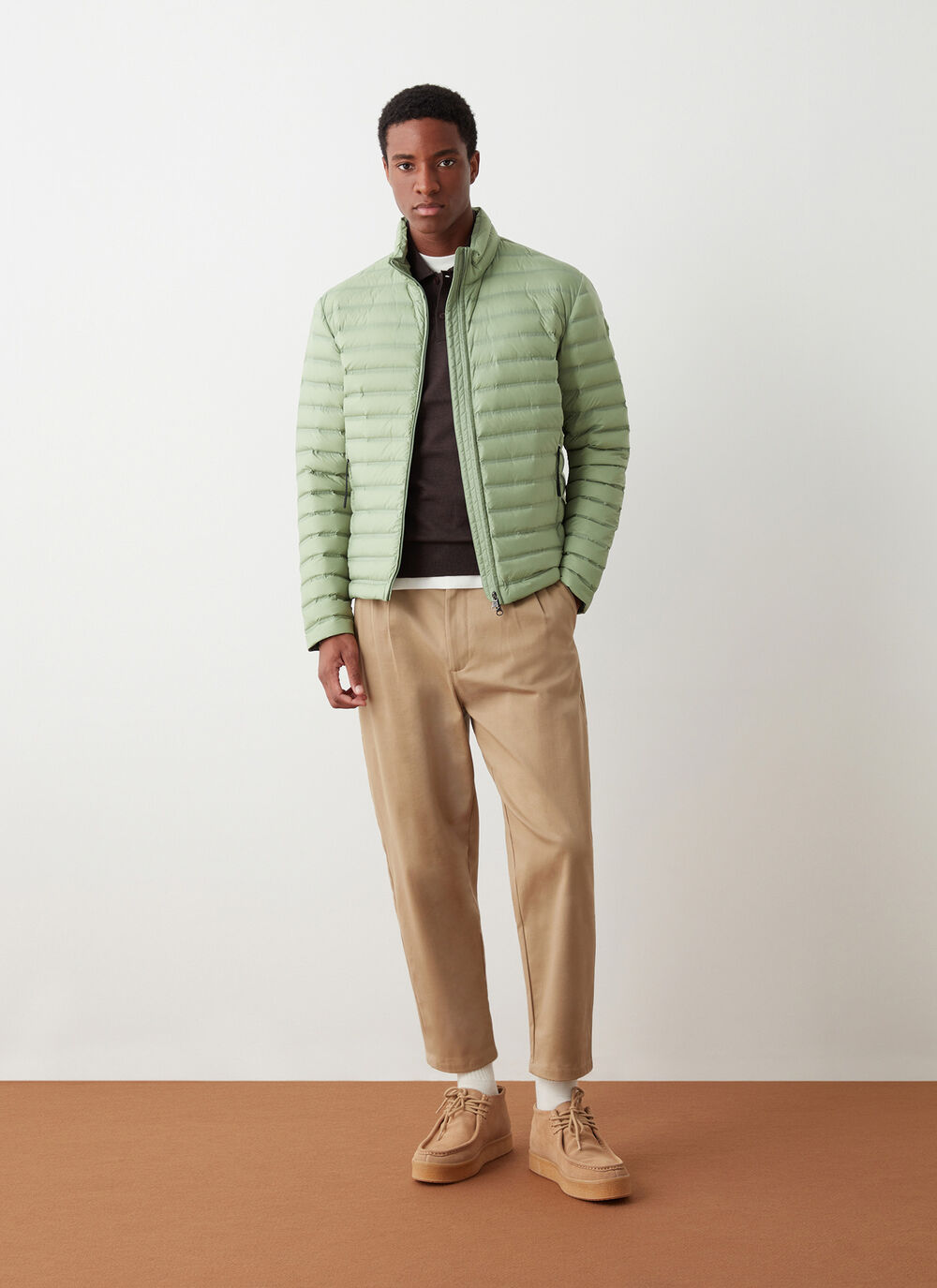 Light down jacket with seamless quilting image number 0