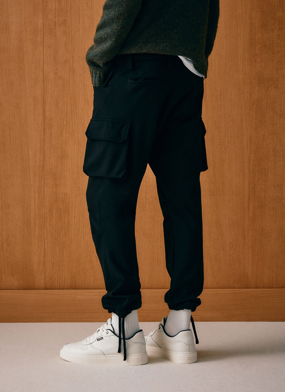 Interlock trousers with maxi pockets image number 2