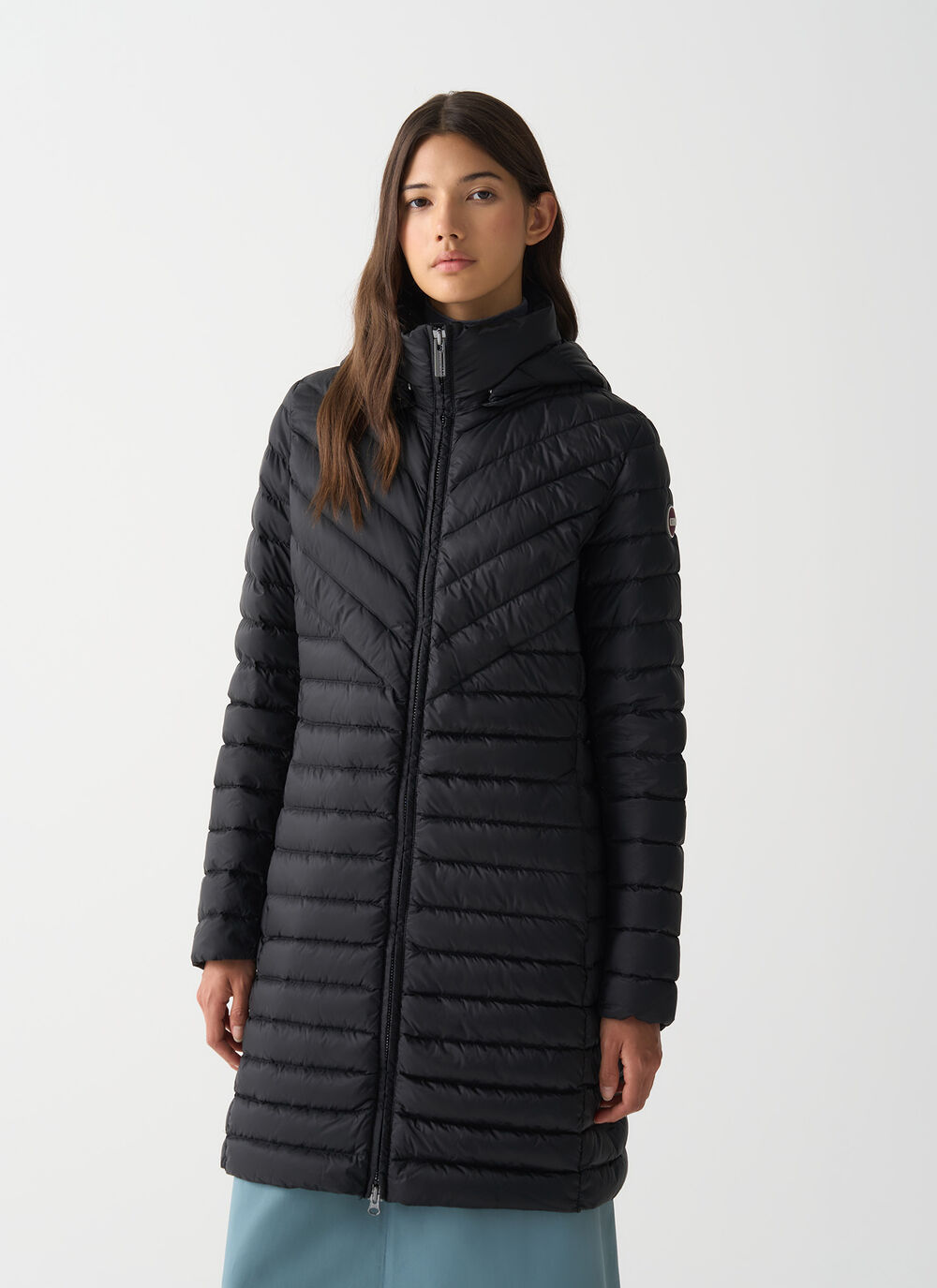 Long lightweight down jacket with hood image number 1