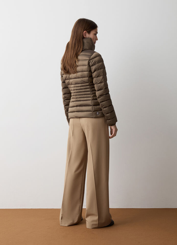 Fitted down jacket with knit cuffs image number 3