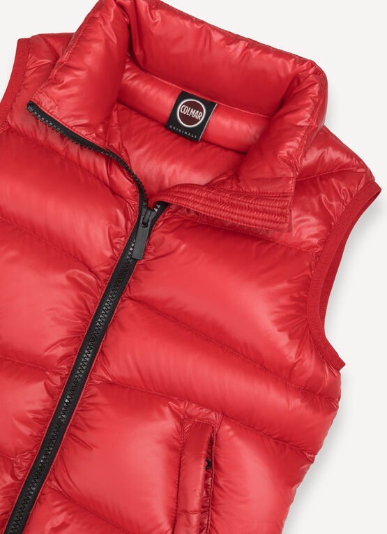 Gilet in piuma a onde 