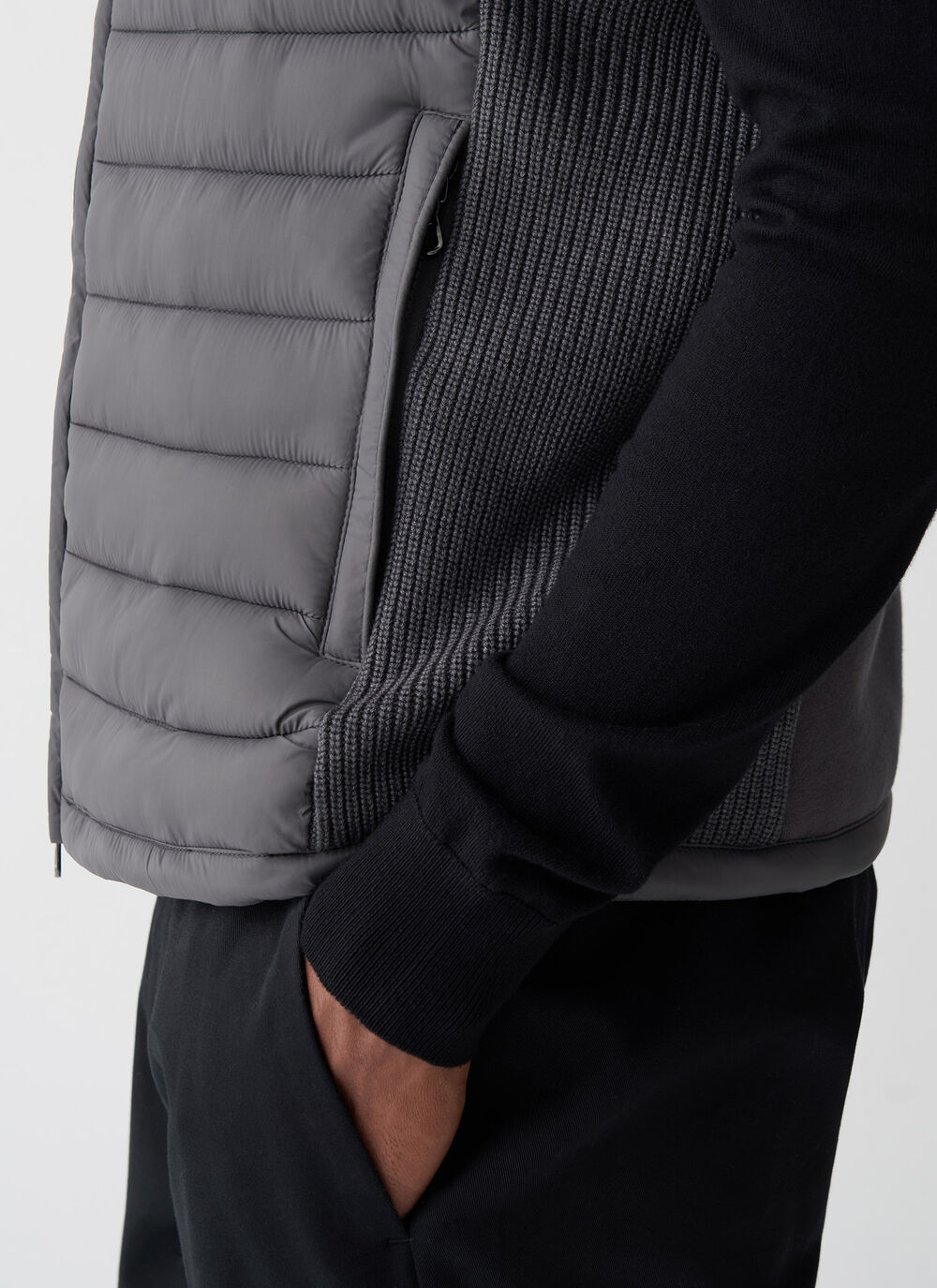 Vest with rib-knit inserts  image number 2