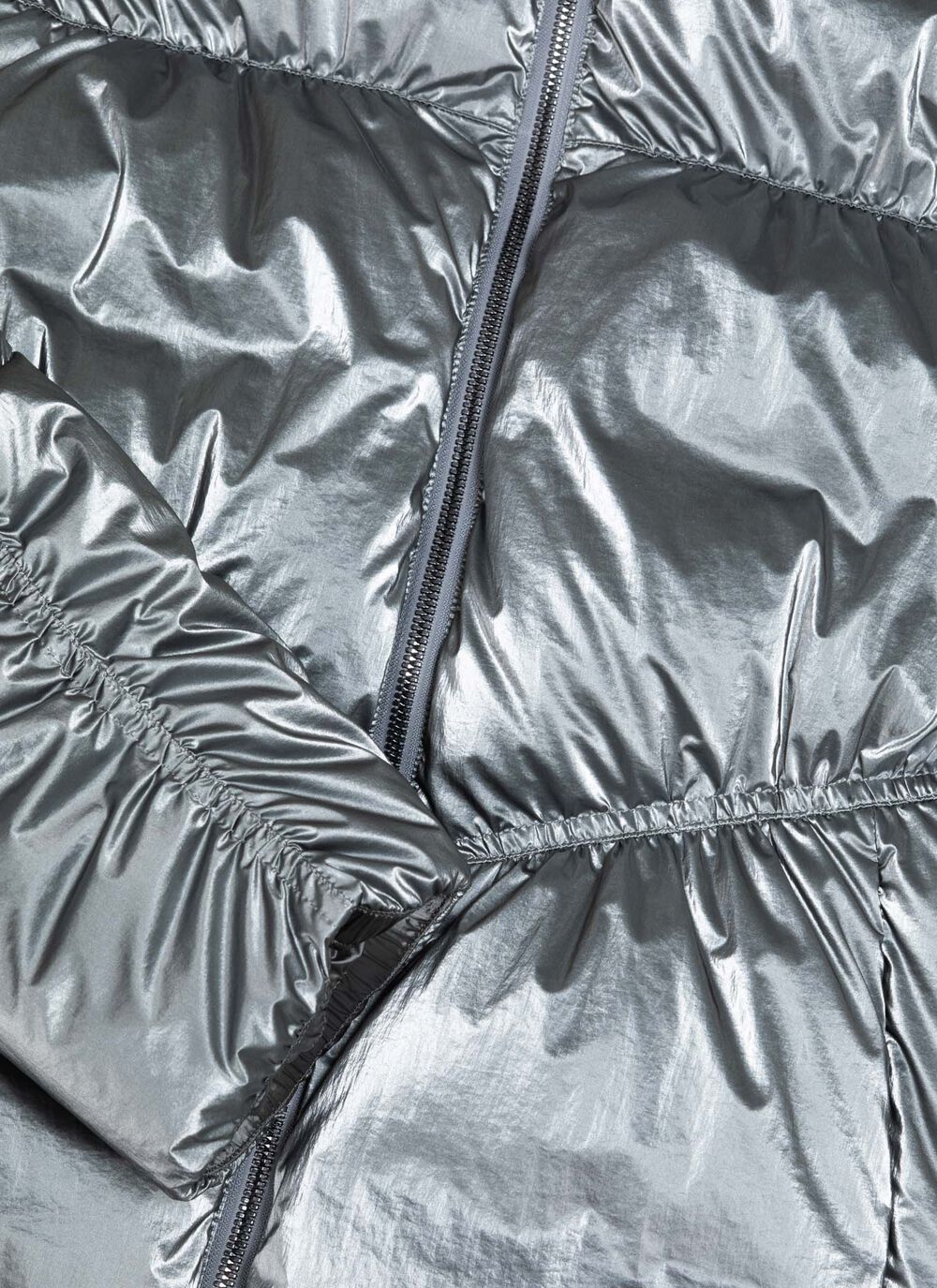Oversized metallic-effect silver down jacket image number 6