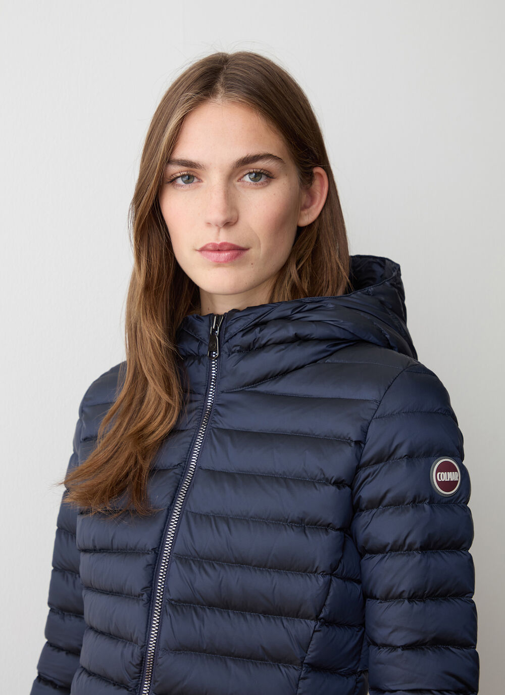 Taillierte Daunenjacke mit Kapuze image number 2