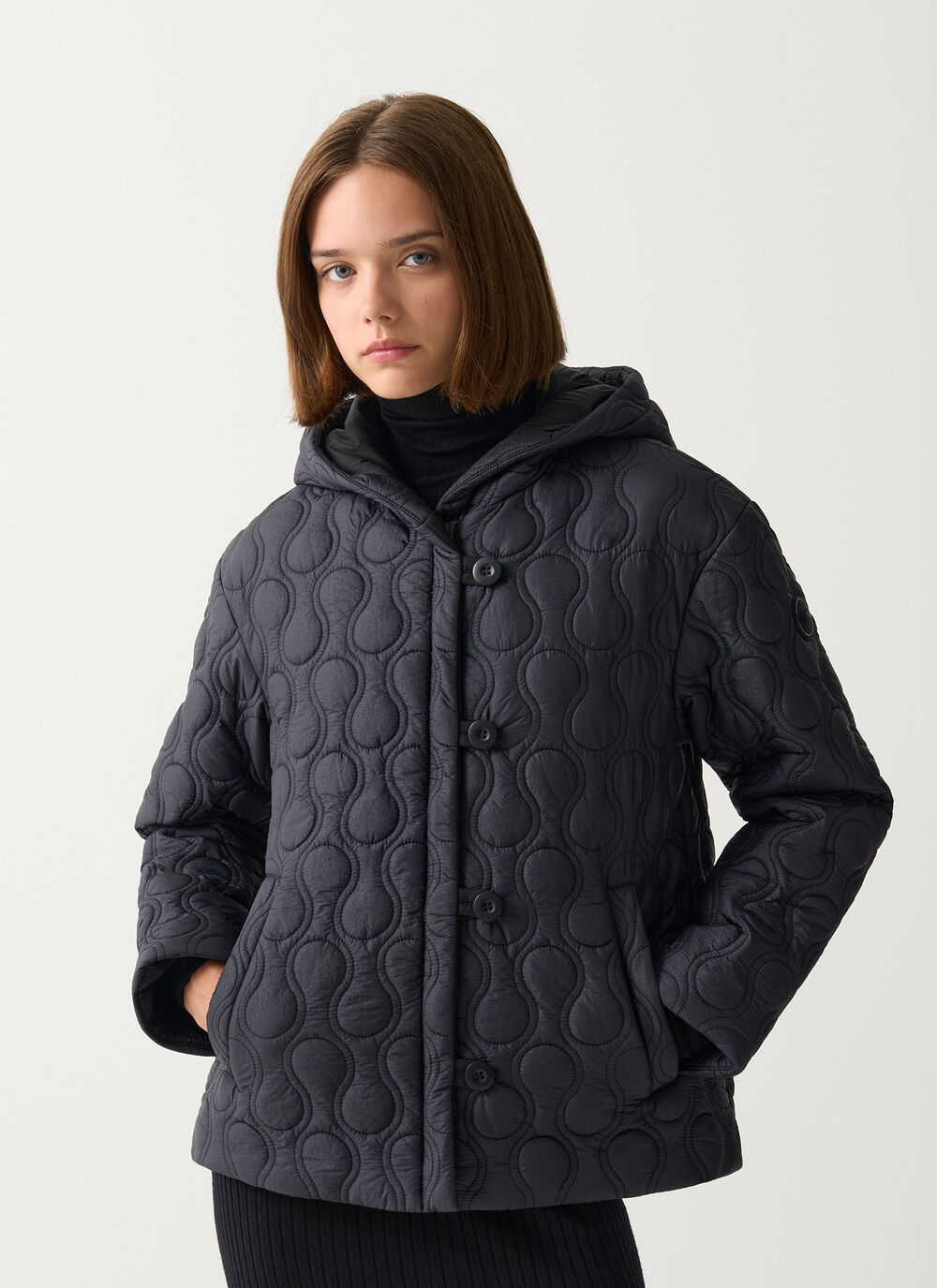Light teardrop-quilted jacket. image number 1
