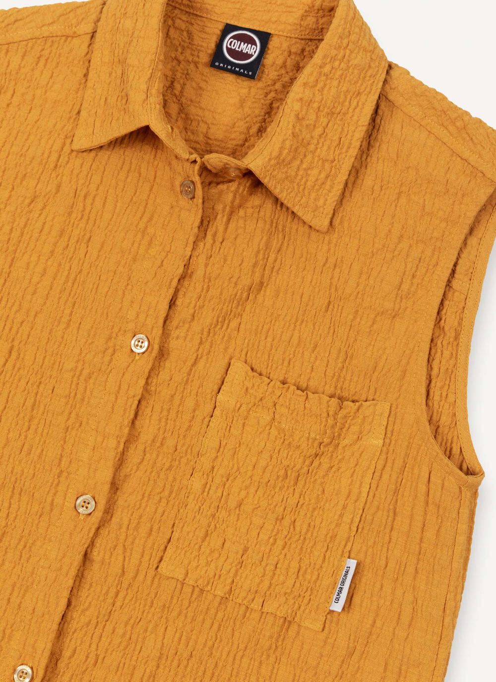 Sleeveless shirt in crinkled fabric image number 6