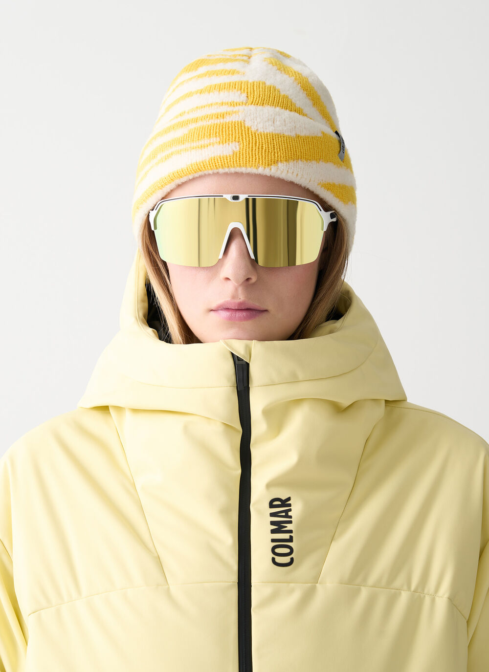 Cropped padded ski jacket image number 2