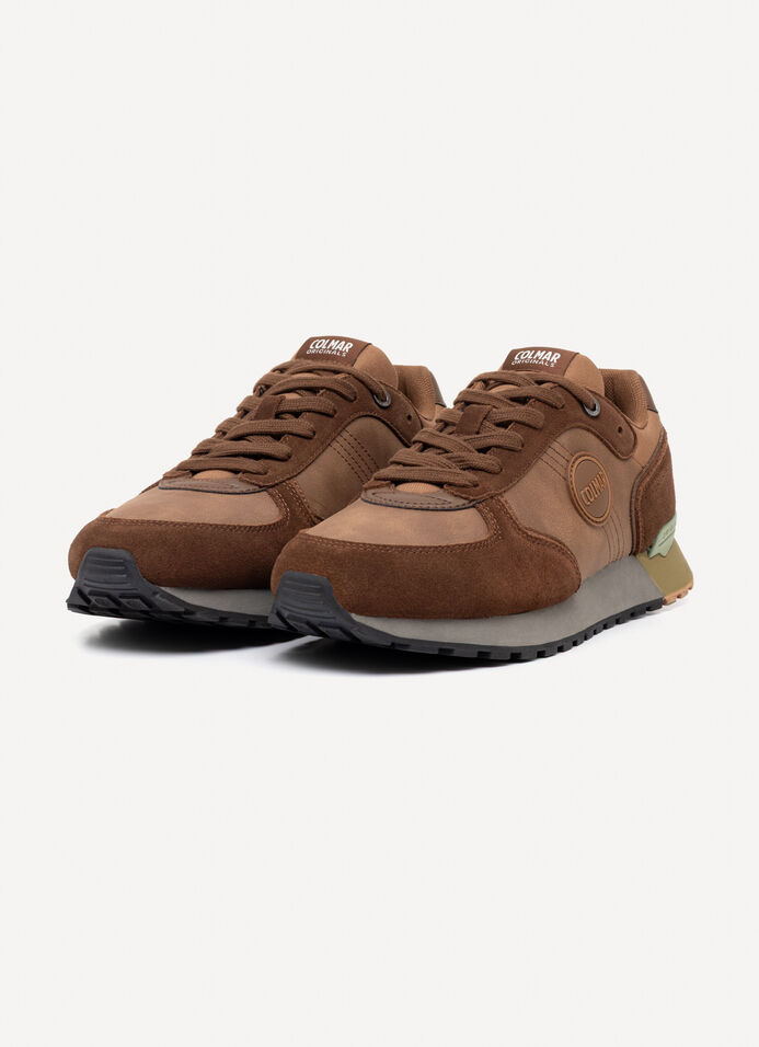 Travis Boost men&rsquo;s sneakers