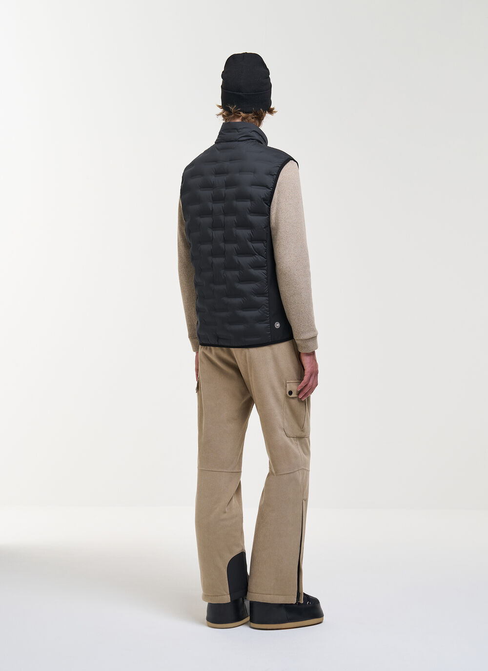 Outdoor gilet image number 3