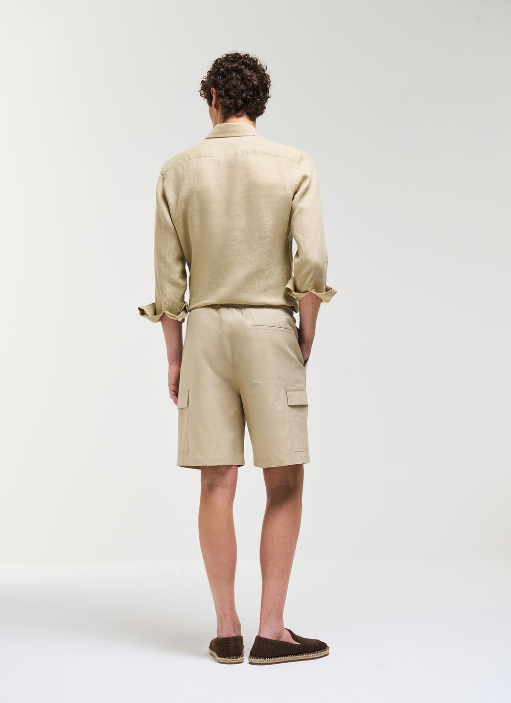 Linen cargo shorts image number 3