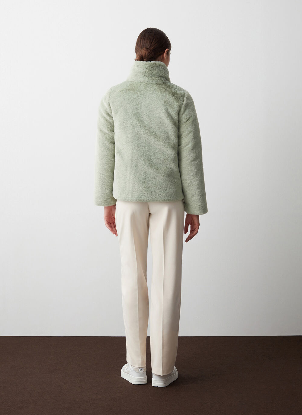 Reversible faux fur down jacket image number 3