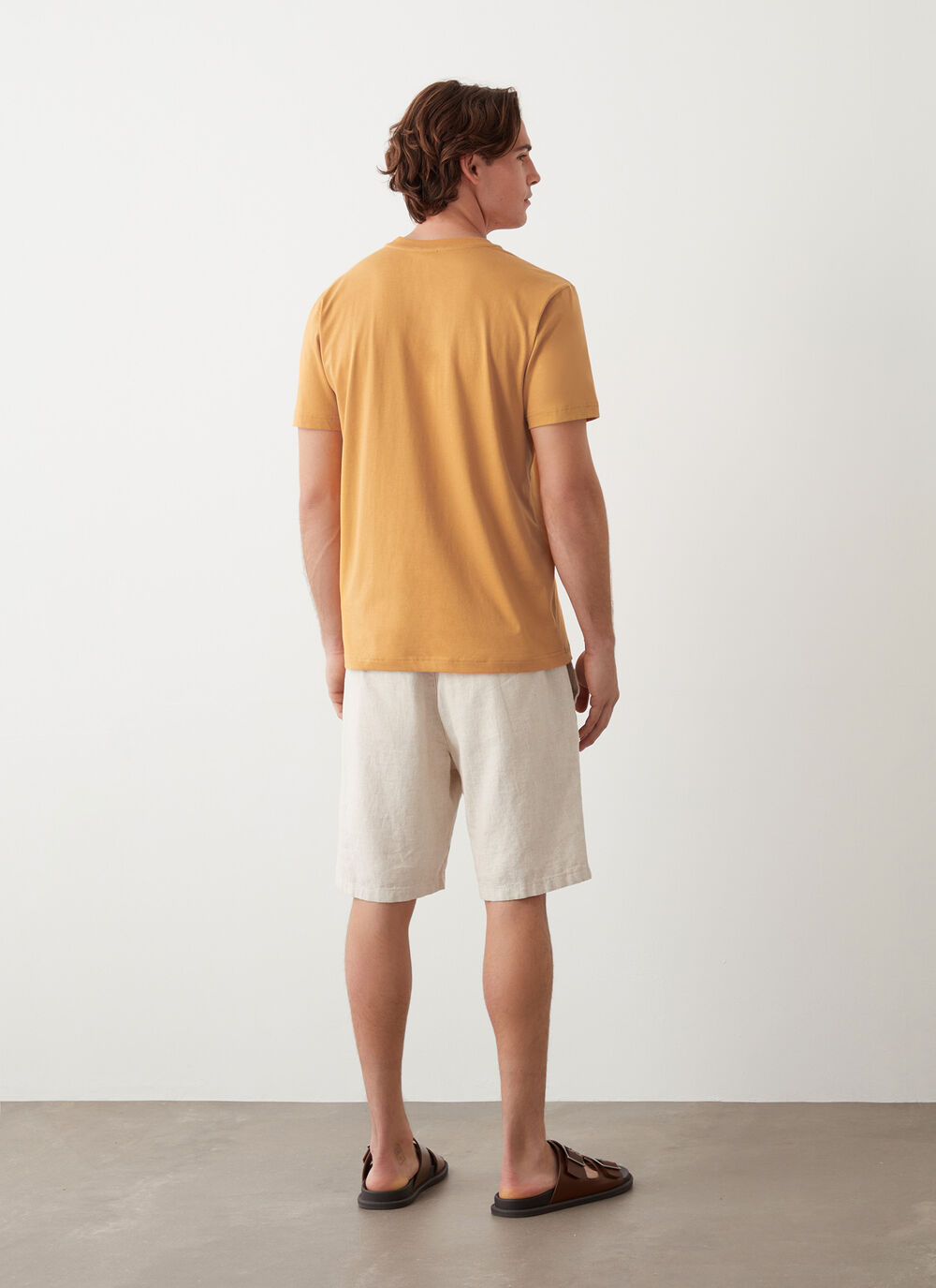 Solid-color short-sleeved T-shirt image number 3