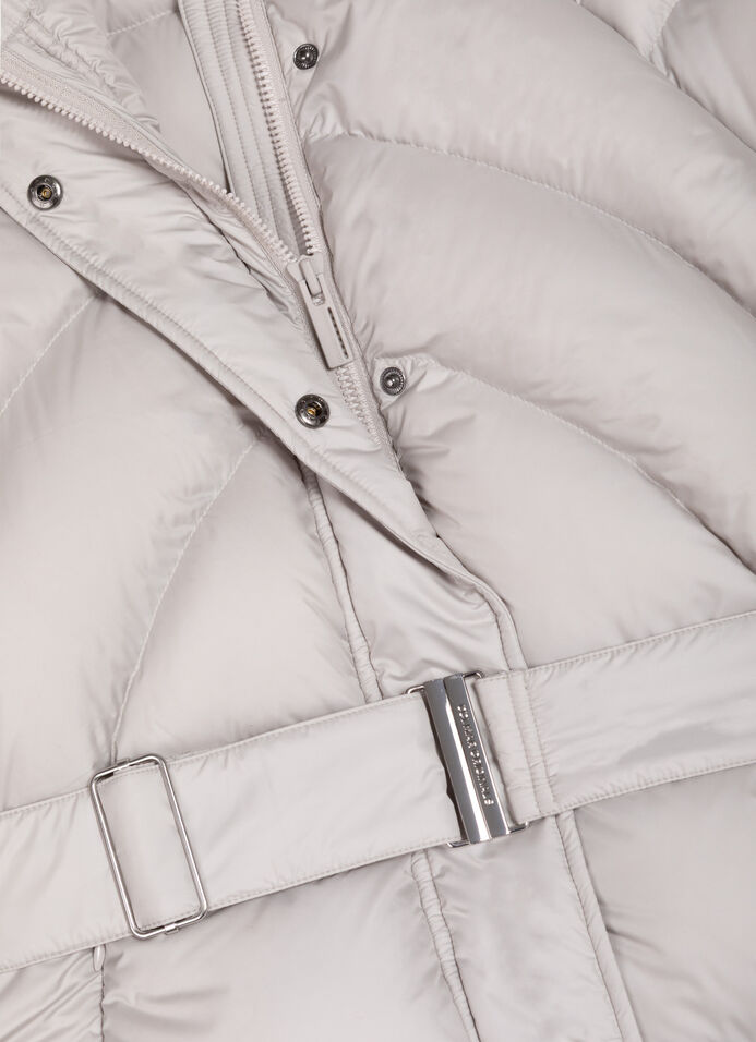 Short sleeve down jacket with belt image number 6