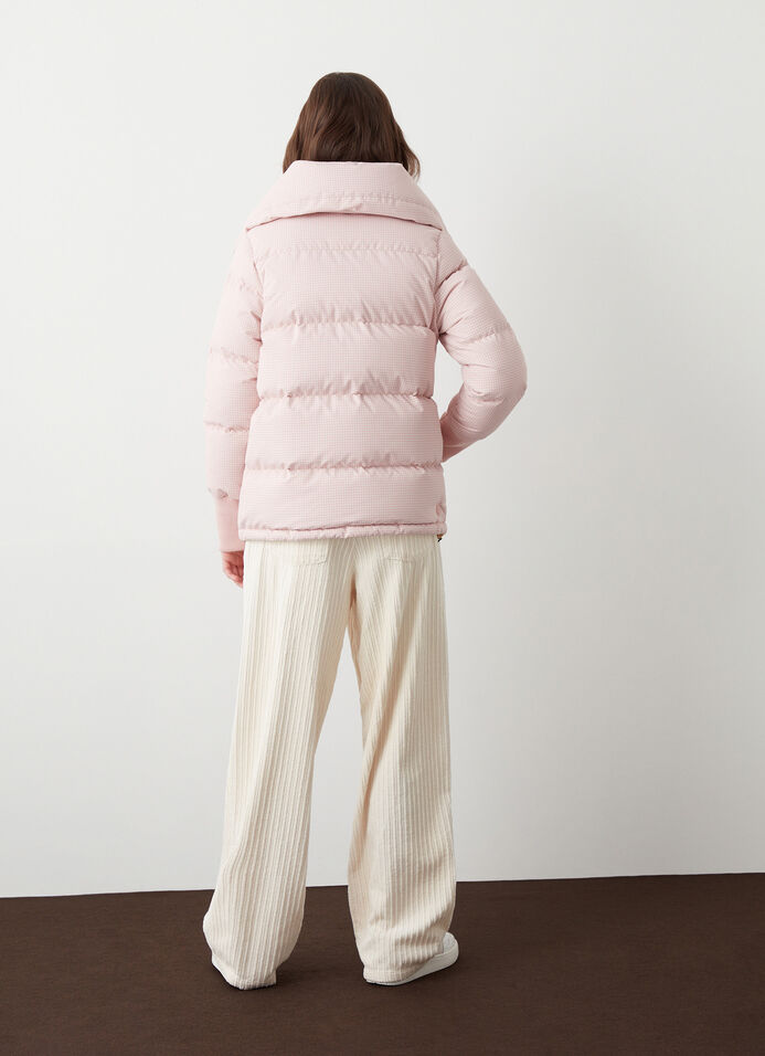 Daunenjacke mit Hahnentrittmuster und Strickbündchen image number 3