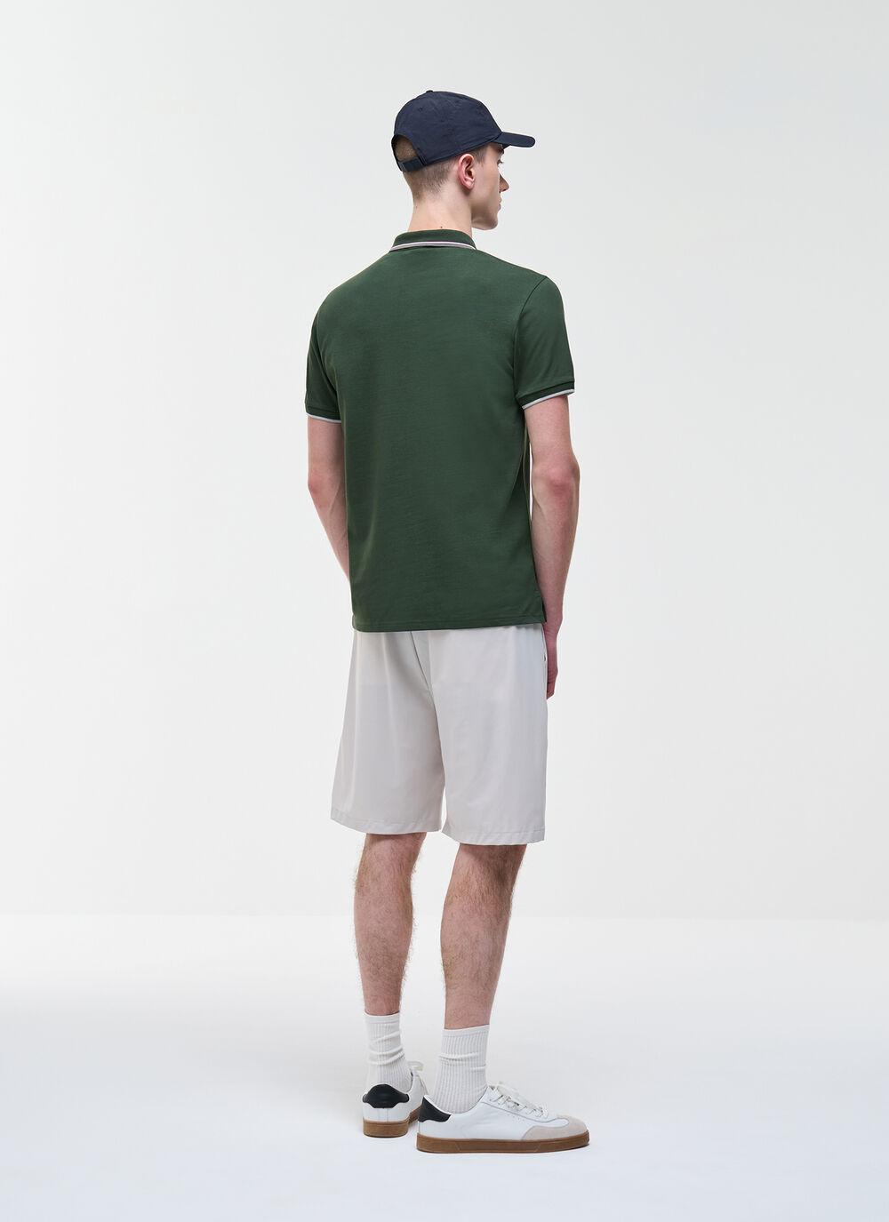 Poloshirt aus dreifarbigem Stretch-Pikee image number 3