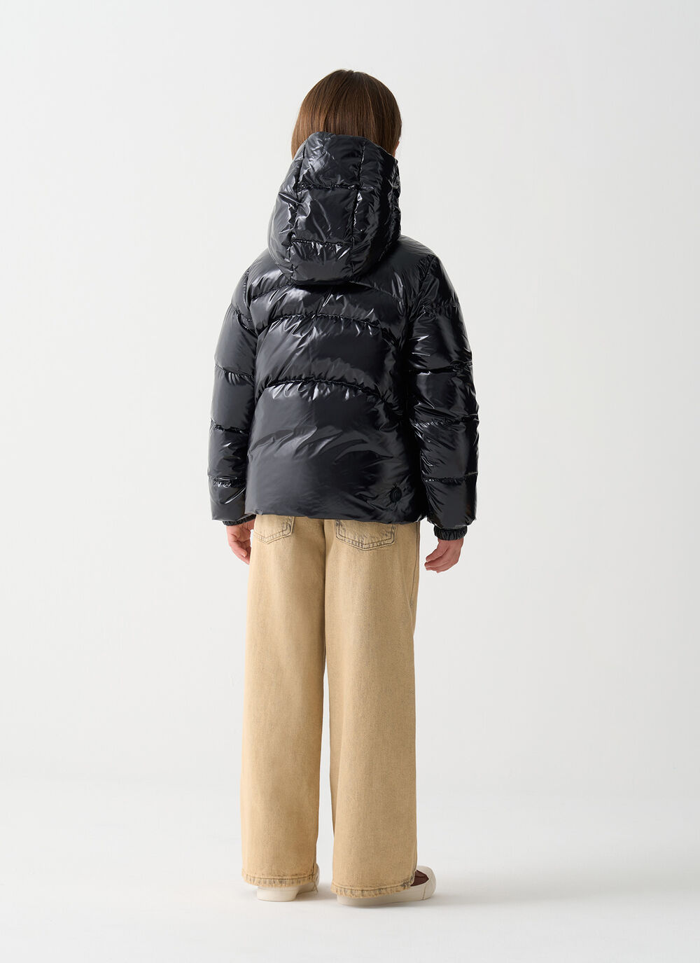 Glossy hooded down jacket image number 3