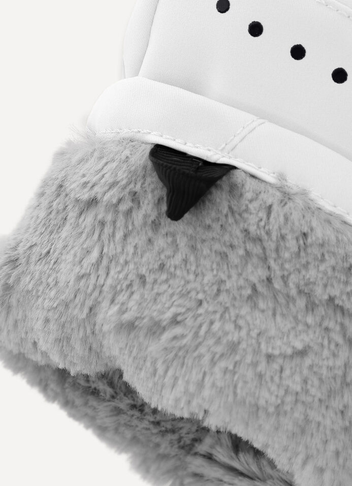 Women's padded ski gloves image number 1