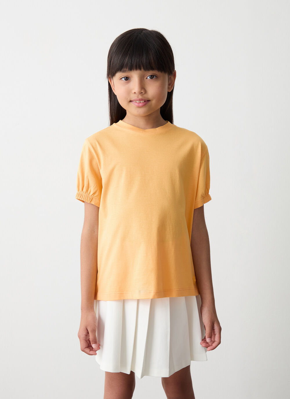 T-shirt with gathered sleeve image number 2