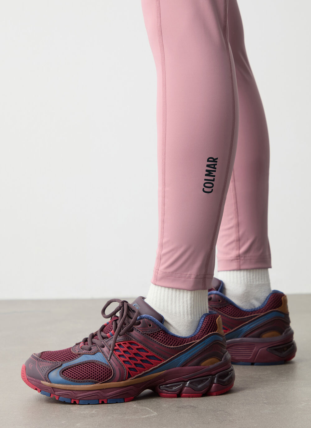 Technical fabric leggings image number 2