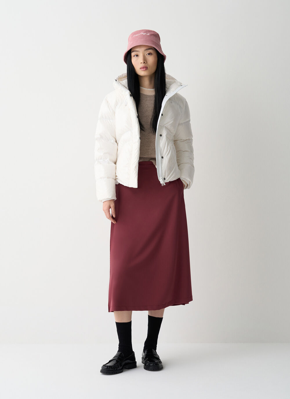 Glossy hooded down jacket image number 0