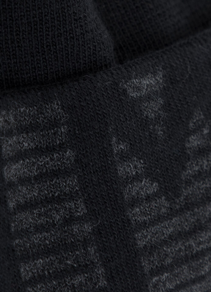 Hat with high turn-up and maxi logo image number 3