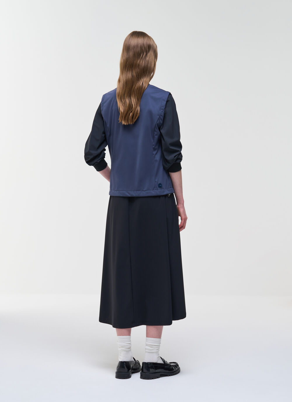 Gilet with geometric pattern image number 3