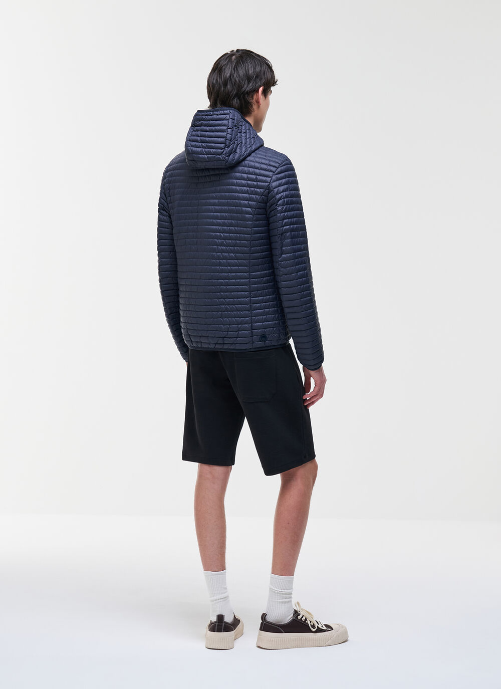 Ultra-lightweight packable down jacket image number 3