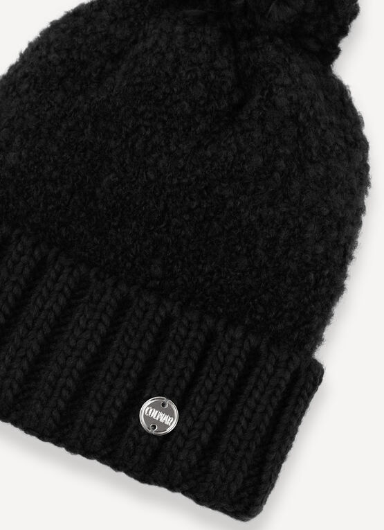 Bouclé yarn hat
