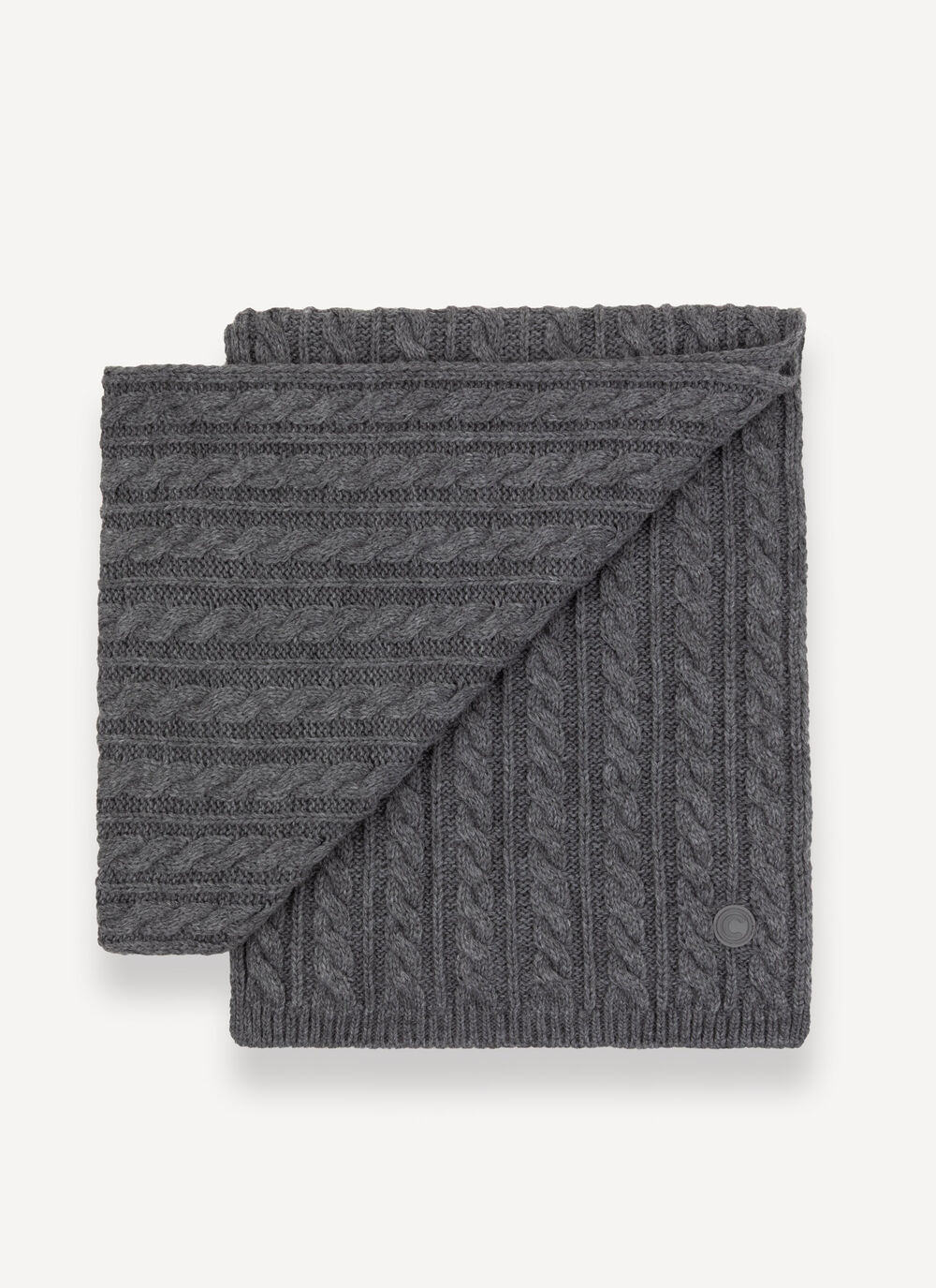 Unisex cable-knit scarf image number 2