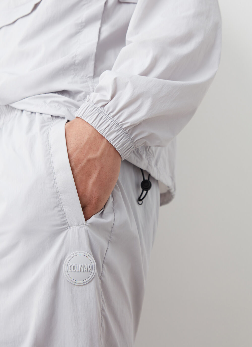 Hose aus leichtem Nylon image number 2