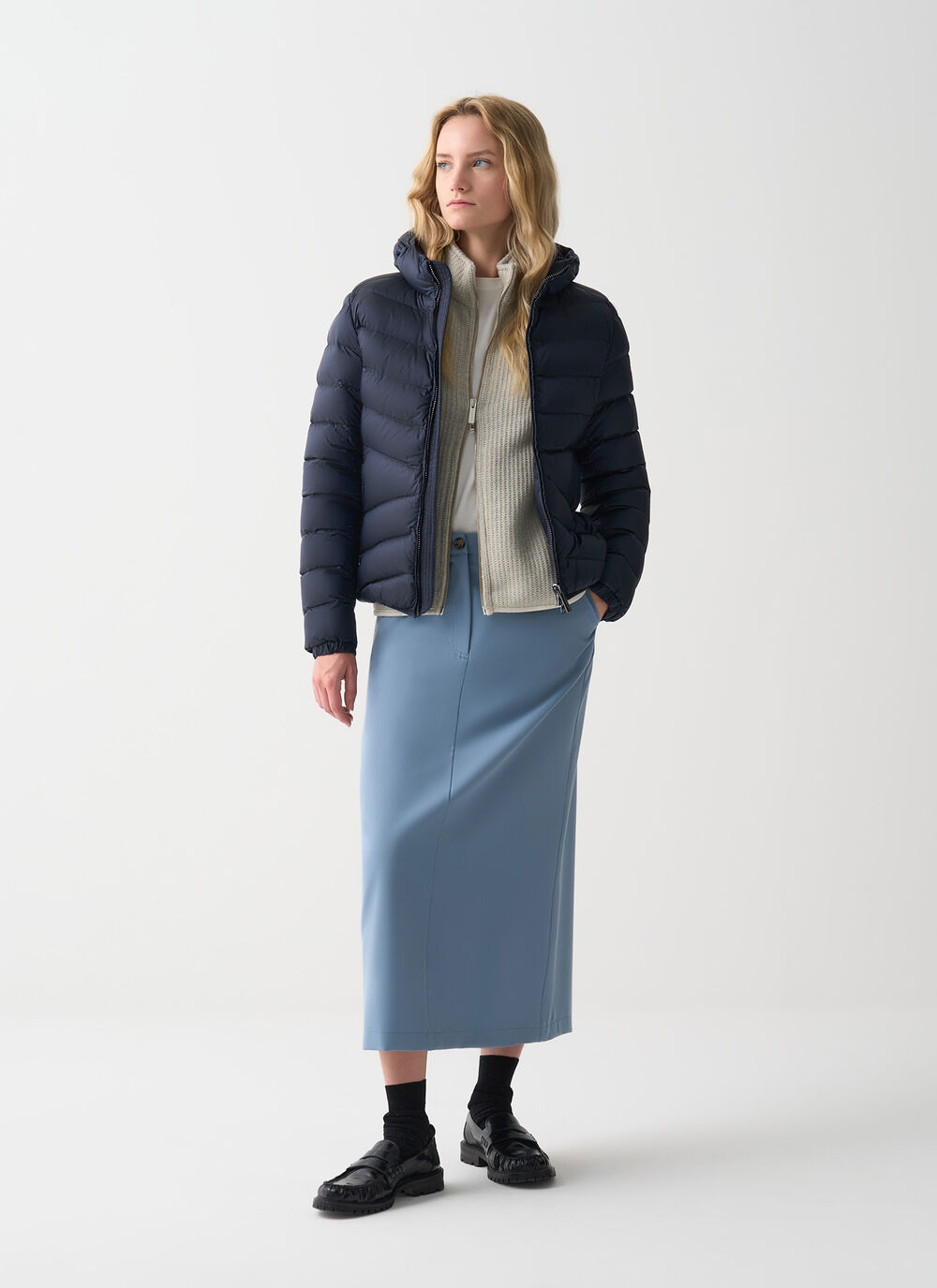 Quilted down jacket with hood image number 0