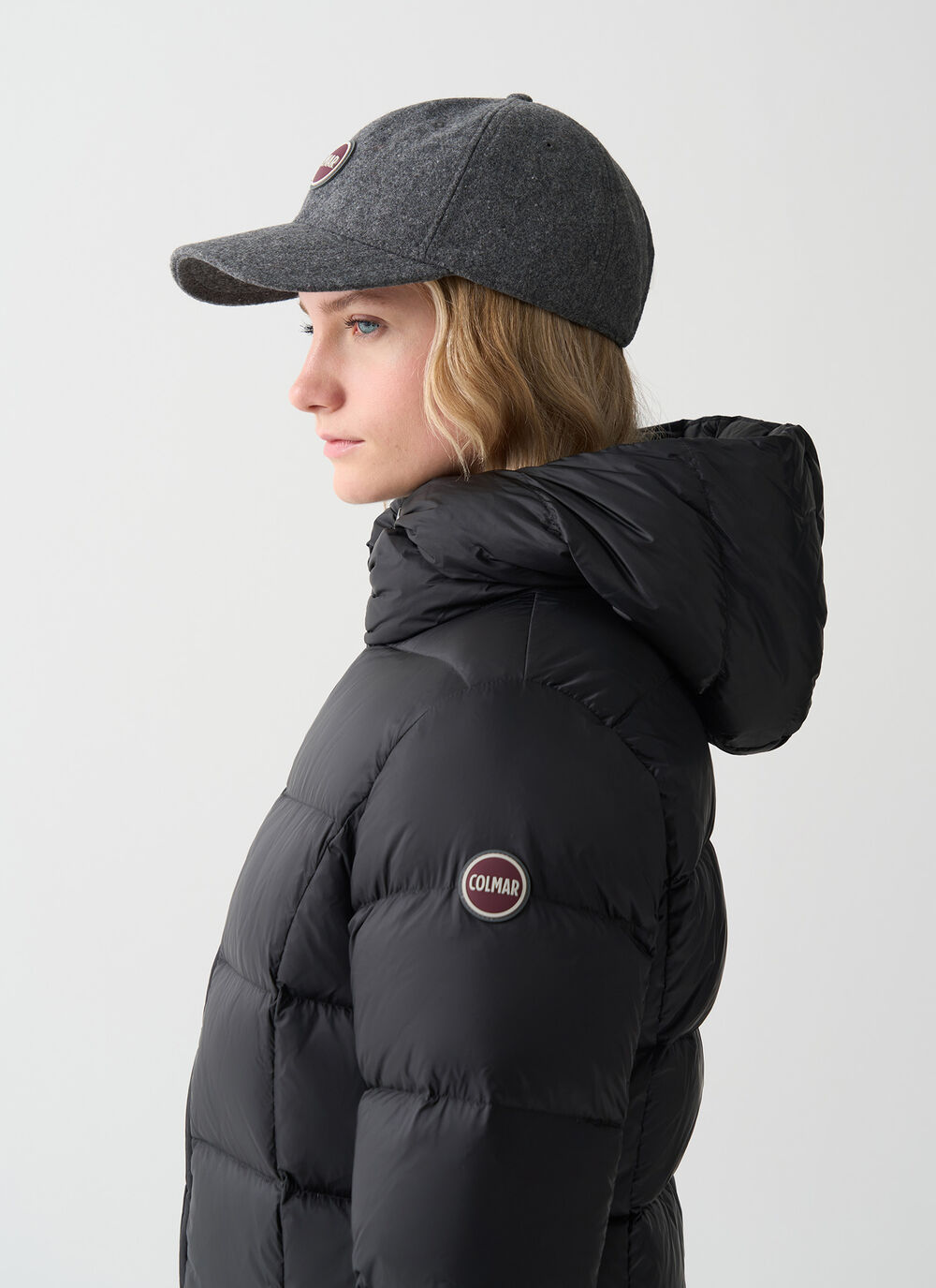 Long down jacket with hood image number 2