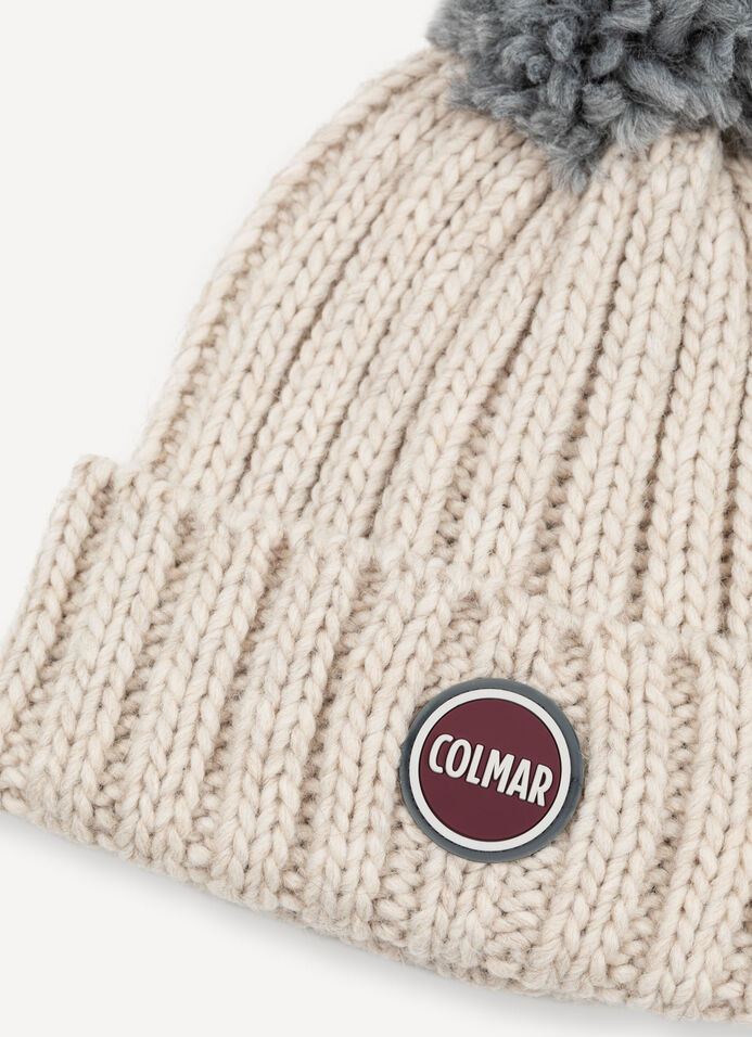 Unisex cap with pom-pom image number 3