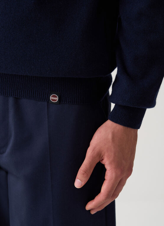 Fine-knit pullover