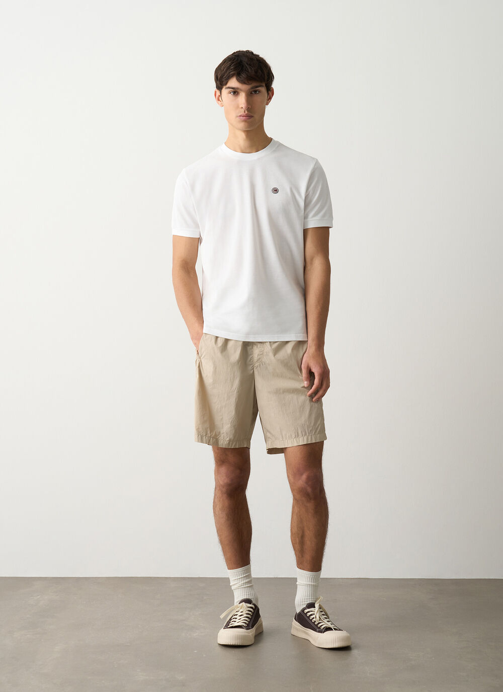 Piqu&eacute; T-shirt with slits image number 0