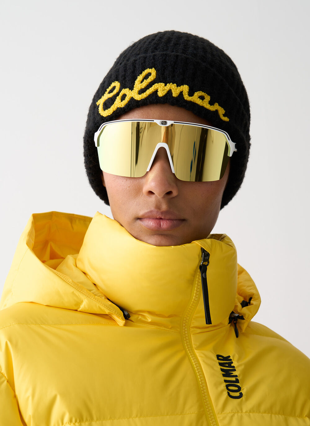 Women&rsquo;s rib-knit hat with logo image number 0