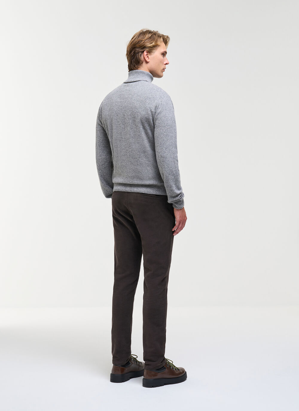 Fine knit polo-neck jumper