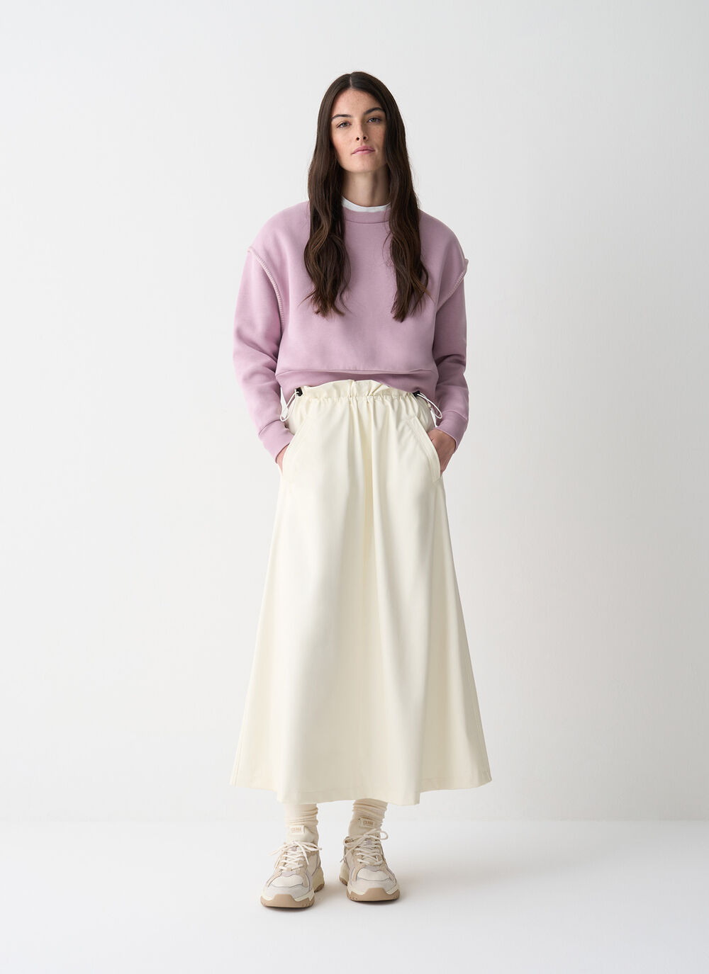 Cropped sweatshirt with embroidery image number 0