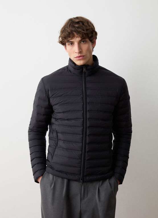 Light down jacket with seamless quilting