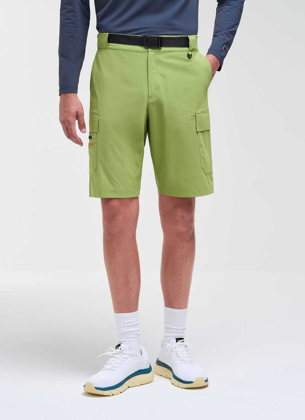 Bermuda cargo en tissu bi&eacute;lastique image number 2