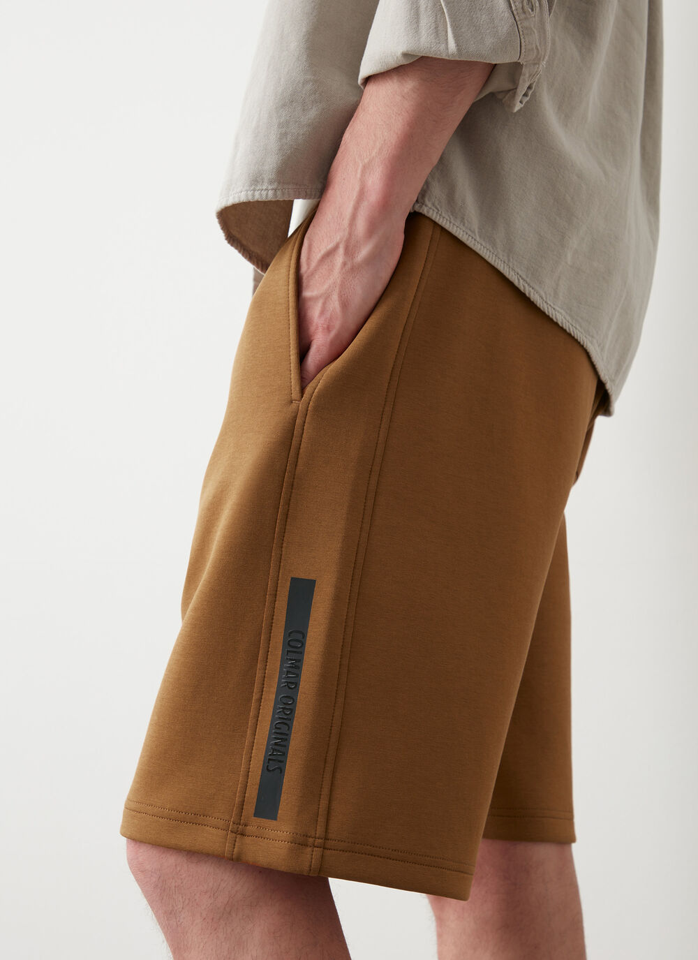 Fleece shorts with logo tape image number 0