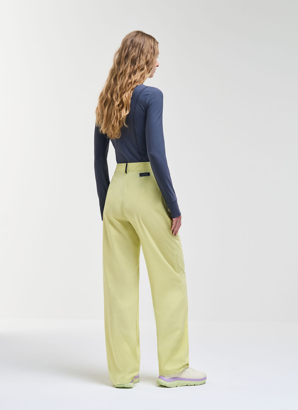 Wide leg pants in bi-stretch fabric image number 3