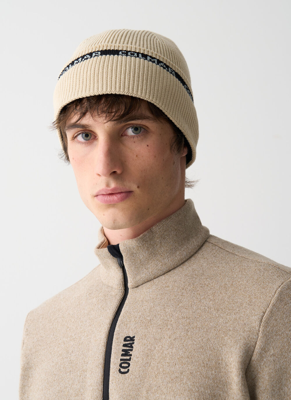 Men's hat with branded trim image number 0