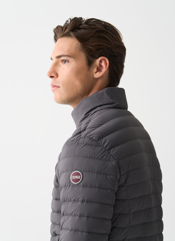 Leichte Daunenjacke mit wattiertem Kragen  image number 2