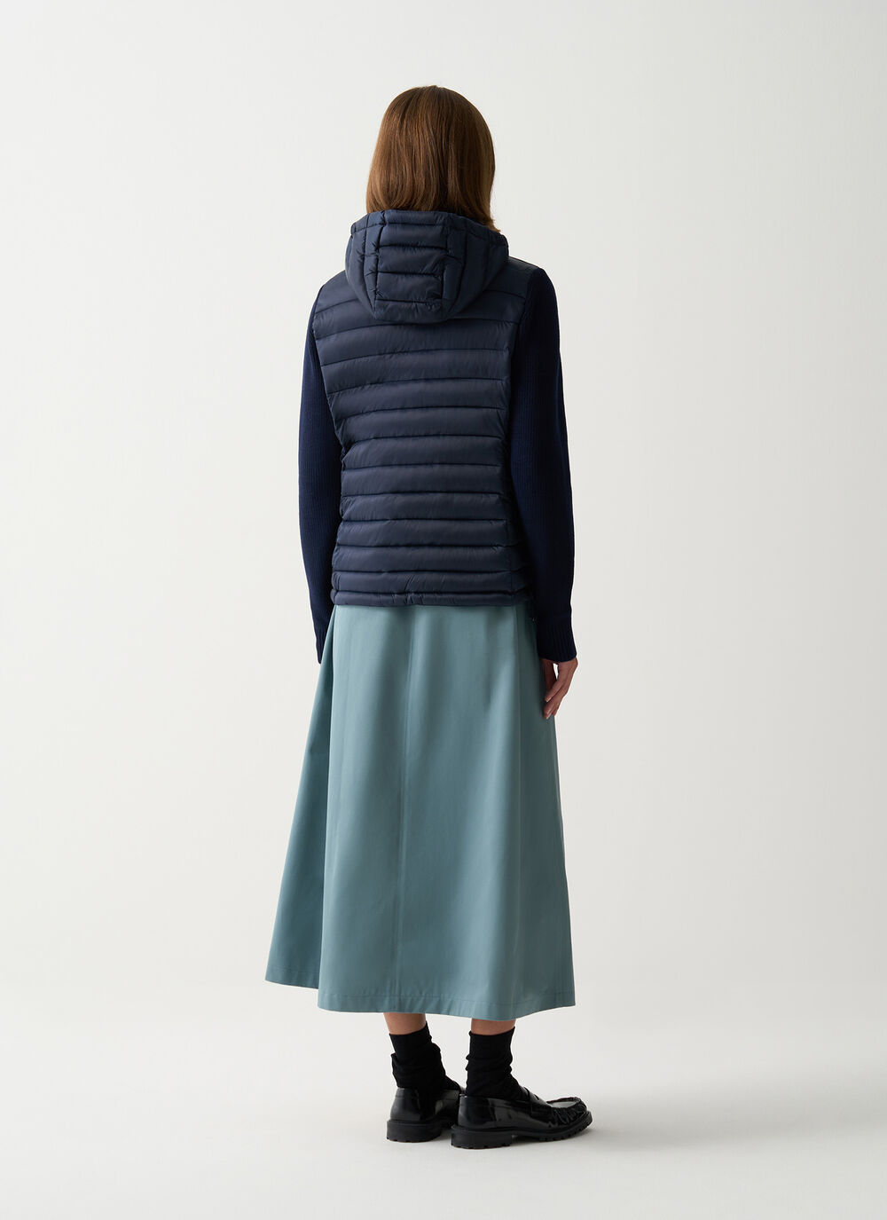 Hooded jacket with knit sleeves image number 3